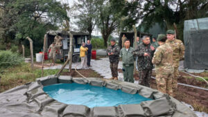 240 mil litros de agua potabilizada y más de 20 días de trabajo sin descanso: así opera el Ejército Argentino en Brasil