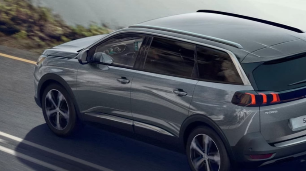 Cuánto cuesta el Peugeot 5008 con precio actualizado en junio de 2024