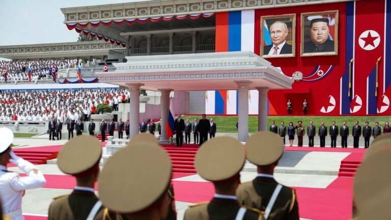 Rusia y Corea del Norte se reunieron por primera vez en 24 años y firmaron un pacto defensivo