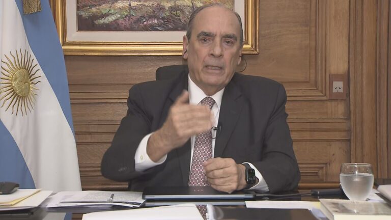 Francos desafió a la oposición tras la media sanción de la reforma jubilatoria: “Habrá otros recortes”