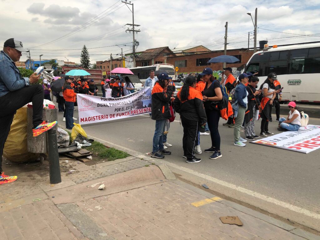 Manifestaciones de profesores en Cundinamarca contra la ley estatutaria