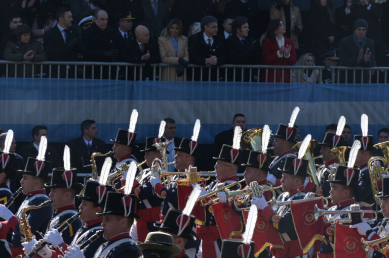 Con presencia del presidente de la Nación Javier Milei, se realizó el desfile militar del 9 de Julio 