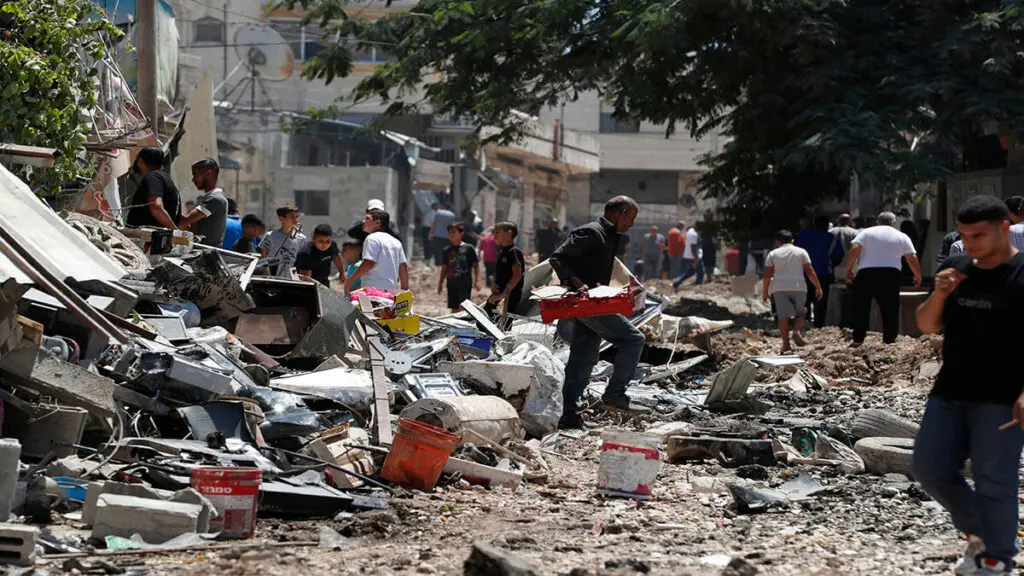 Ataques aéreos israelíes contra la ciudad de Gaza dejan al menos cinco muertos