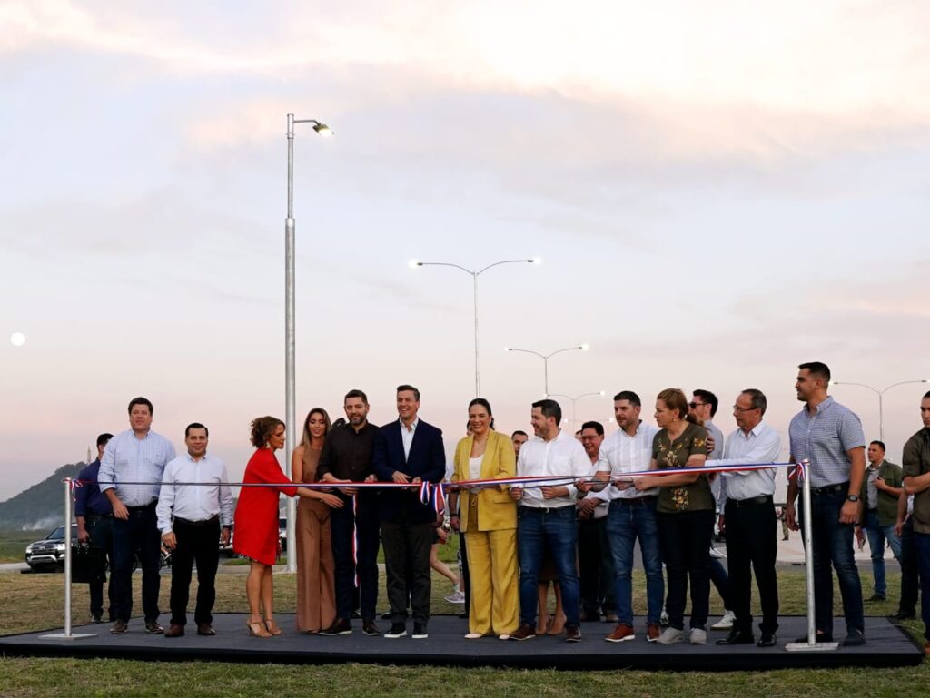 Inauguran costanera sur, con espacios públicos y nuevos proyectos en camino para el desarrollo urbano y social de Asunción