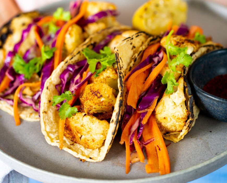 Deliciosos tacos de coliflor asada: una receta vegetariana saludable y fácil de preparar