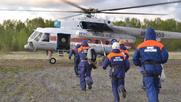 Buscan helicóptero ruso desaparecido que transportaba 22 personas