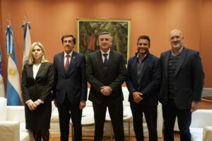 PARANAIR OFICIALIZA NUEVA RUTA ASUNCIÓN-JUJUY