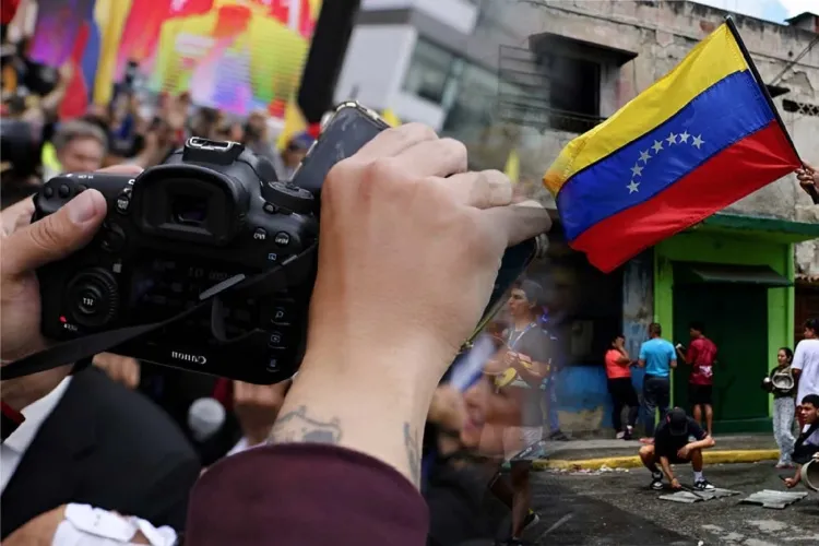 Ataques y persecución a periodistas regionales se intensifican tras las protestas por los resultados electorales