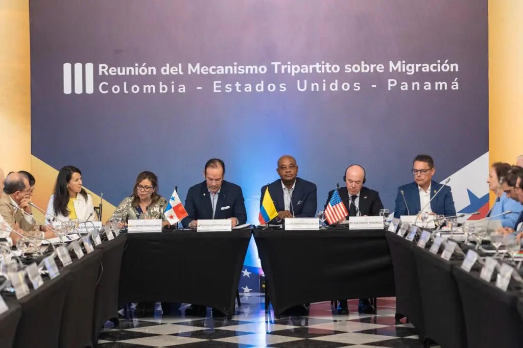 Reunión tripartita de Colombia, Panamá y EE.UU. para abordar crisis migratoria y crimen organizado