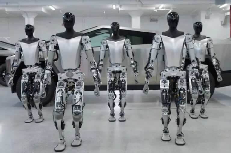 Tesla anuncia vacantes para entrenar a sus robots humanoides: sueldos de hasta US,000 al mes
