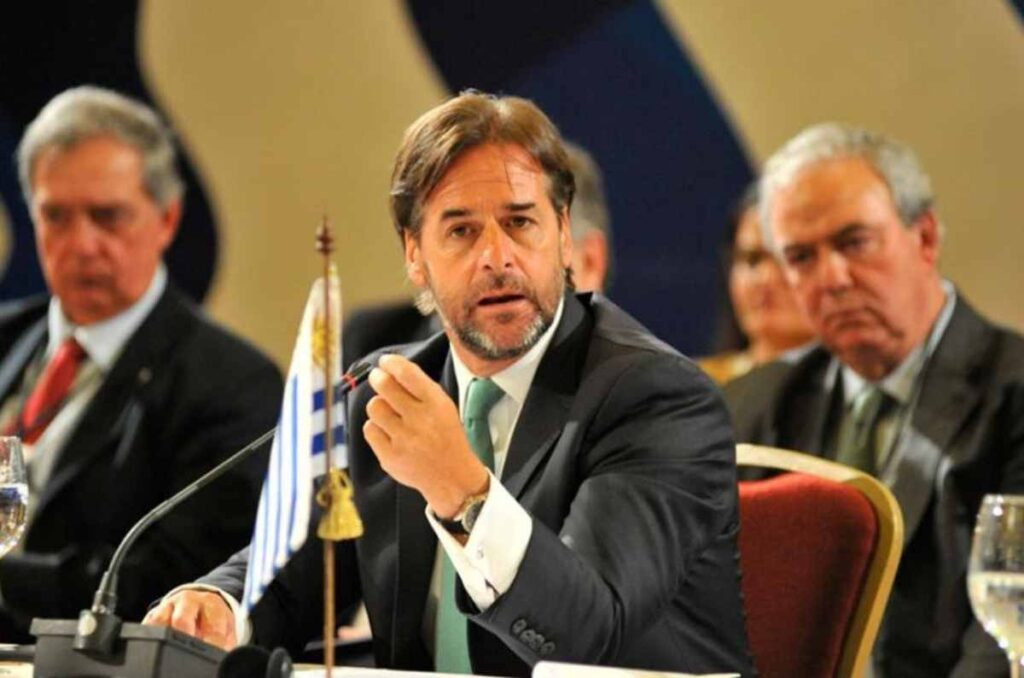 Lacalle Pou y Paganini condenan fallo del TSJ en Venezuela y califican de “fraude” las elecciones