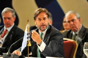 Lacalle Pou y Paganini condenan fallo del TSJ en Venezuela y califican de “fraude” las elecciones