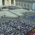 Francisco pospone la catequesis y acusa de «pecado grave» a quienes rechazan a los inmigrantes