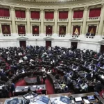 Pulso en el Congreso argentino: Diputados debaten el destino de millones de jubilados