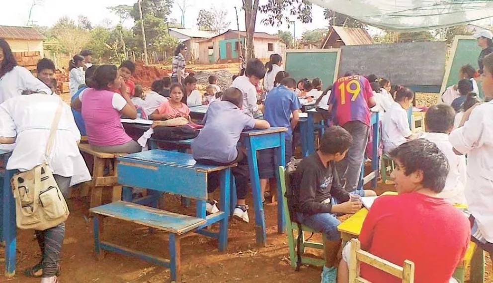 Docentes que hicieron historia, brindaron educación y contención a los niños y adolescentes una zona abandonada por el estado