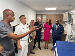 SOUTHCOM hace donación de dos clínicas móviles a Trinidad y Tobago