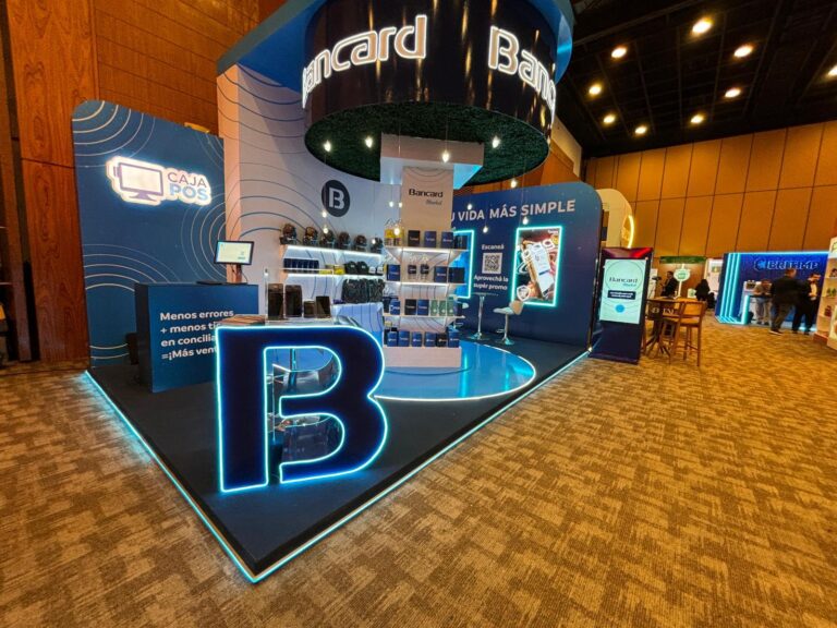 Innovador stand con tecnología NFC en Expo CAPASU 2024: La revolución de los medios de pago con Bancard