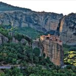 Meteora: los monasterios construidos sobre acantilados en Grecia