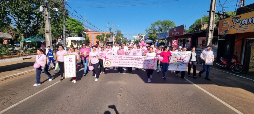 Mastólogo pide ser más conscientes para prevenir el cáncer de mama