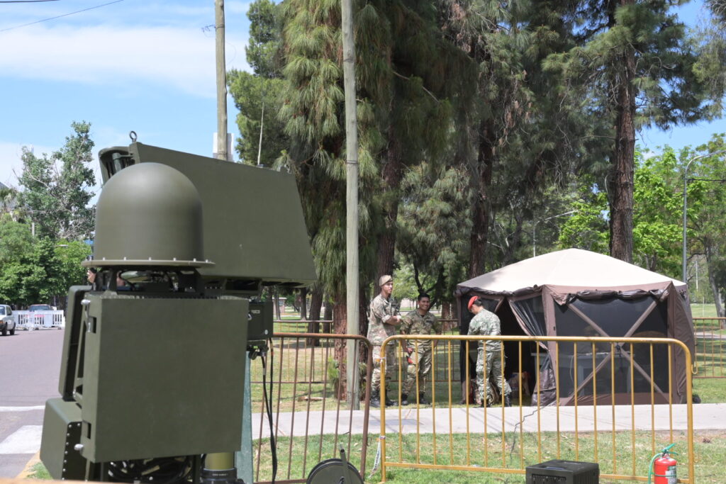 Francotiradores, fuerzas especiales y equipos antidrones: el operativo de seguridad para ministros en Mendoza