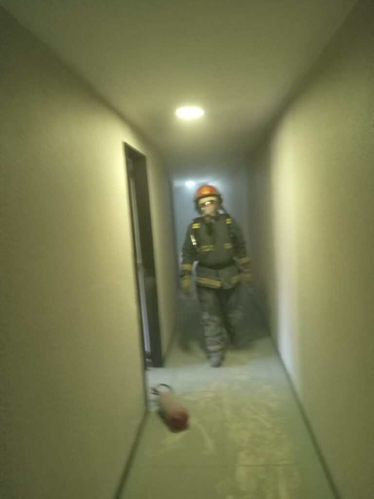 Iguazú: Principio de incendio en un hotel dejó a dos personas intoxicadas con polvo químico