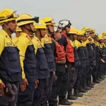 Más de 55 bomberos venezolanos llegan a Santa Cruz, Bolivia