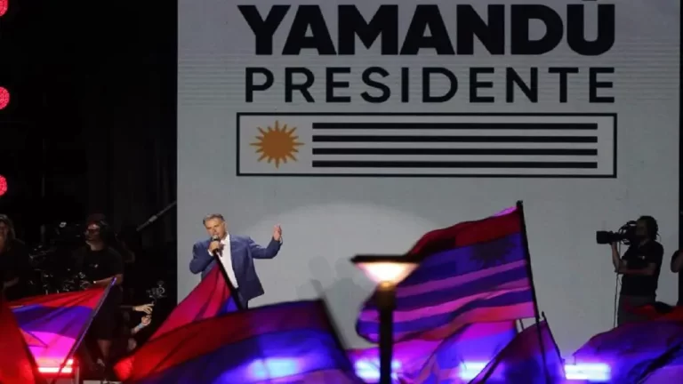 Yamandú Orsi invita a construir un Uruguay donde nadie quede atrás