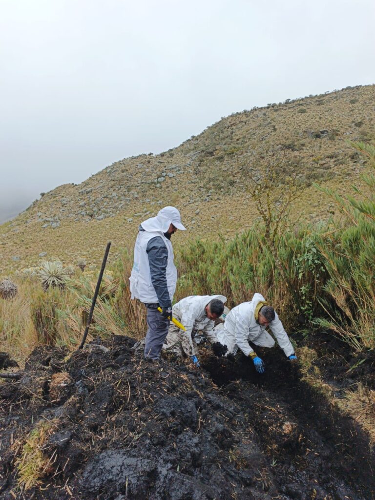 Colombia | Hallazgo histórico en el páramo de Sumapaz: recuperan cuerpos de desaparecidos tras dos décadas