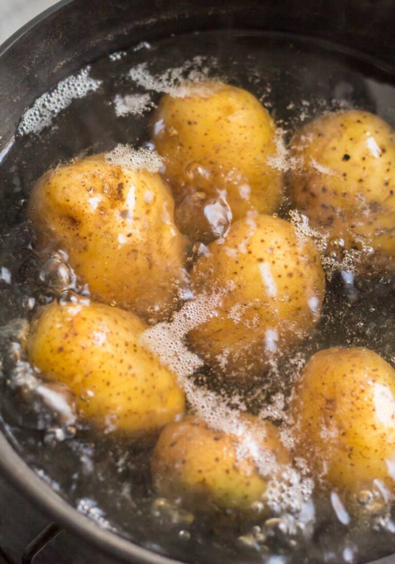 Ensalada Olivier, la ensalada rusa tradicional