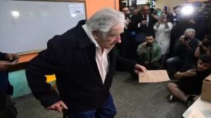 Cuenta regresiva: Comienzan las votaciones en Uruguay con el voto de Pepe Mujica