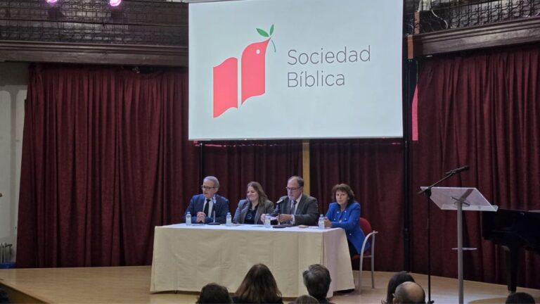 Un paso más cerca del derecho a conocer sobre la fe