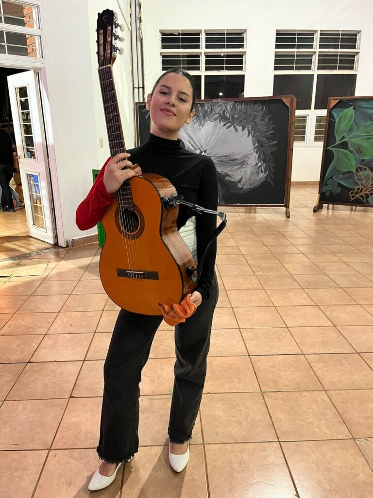 Encuentro internacional de guitarras empienzó ayer en la ciudad de Ypacaraí