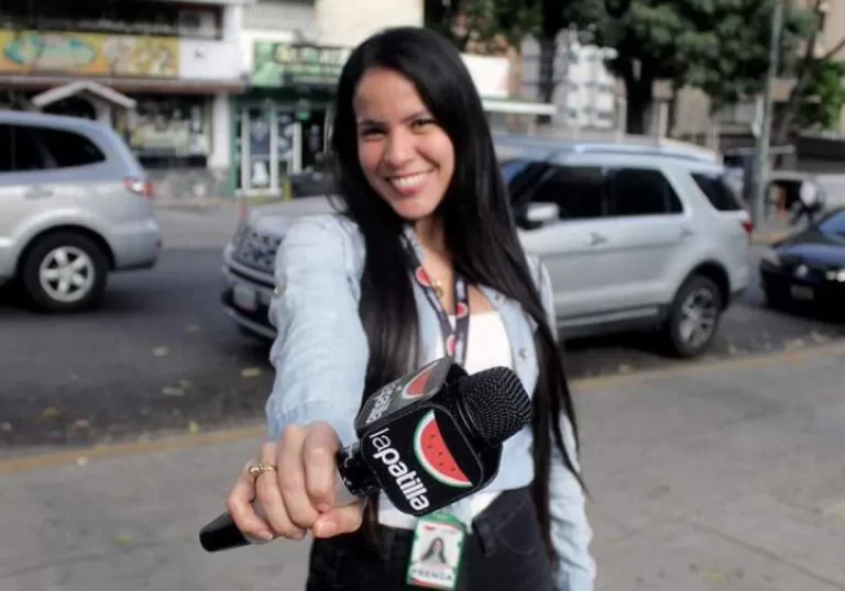 Excarcelan a Ana Carolina Guaita, periodista detenida por terrorismo