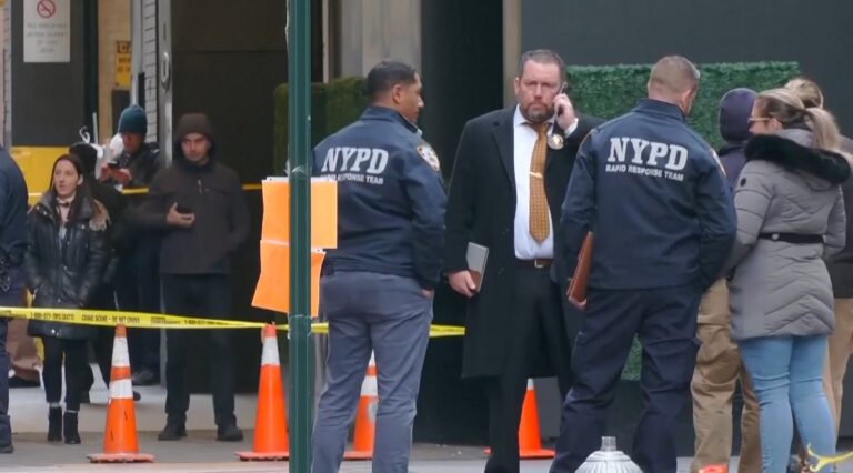 Violencia en Nueva York: Ejecutivo de aseguradora de salud asesinado a tiros
