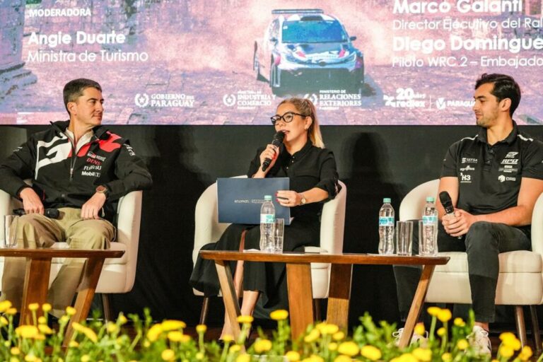 PRESENTAN EL WRC-PY A JEFES DE MISIONES DIPLOMÁTICAS Y CONSULARES DEL PARAGUAY