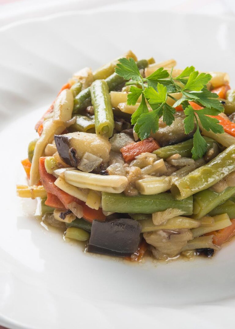 Timbal de verduras variadas: un entrante o guarnición fácil y saludable