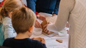 ¿Cómo instruir a nuestros hijos en la temporada navideña?