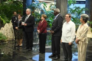 Presidente cubano se reunió con los embajadores de los países miembros de Caricom