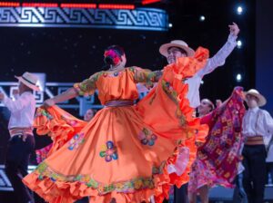 Paraguay retorna entre aplausos, con danza y música, al Festival de Cosquín