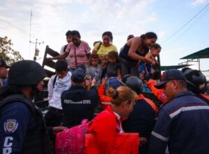 Fuerza de Tarea Simón Bolívar establece puntos de atención a desplazados en el Catatumbo