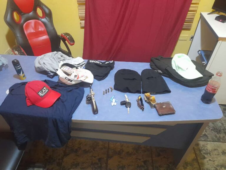 Frustran asalto con la aprehensión de cuatro delincuentes “de la pesada”