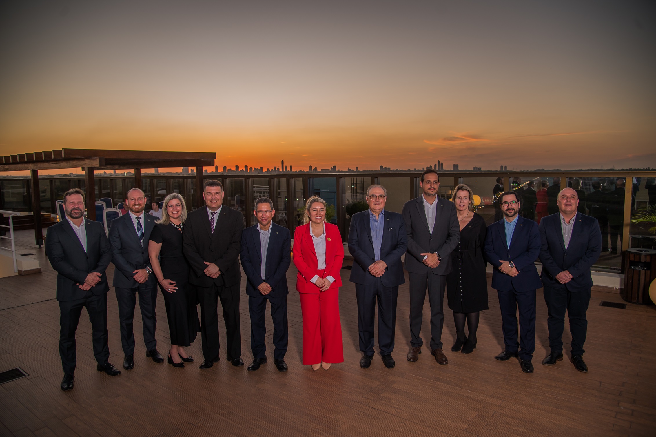 El equipo técnico de la Senatur, directivos y colaboradores del Gran Bourbon Hotel presenciaron el emotivo acto de reconocimiento a la ministra Angie Duarte. 