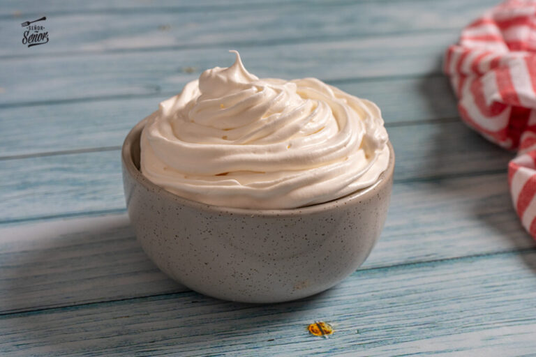 Cómo hacer nata montada. Receta para que salga perfecta