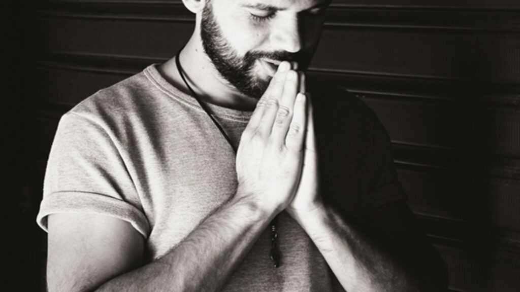 Este año, ora sin cesar: con tus palabras y tus acciones Este año, ora sin cesar: con tus palabras y tus acciones