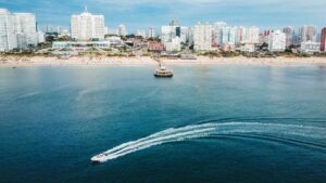 Aumento en la llegada de turistas argentinos y brasileños en la temporada 2024-2025