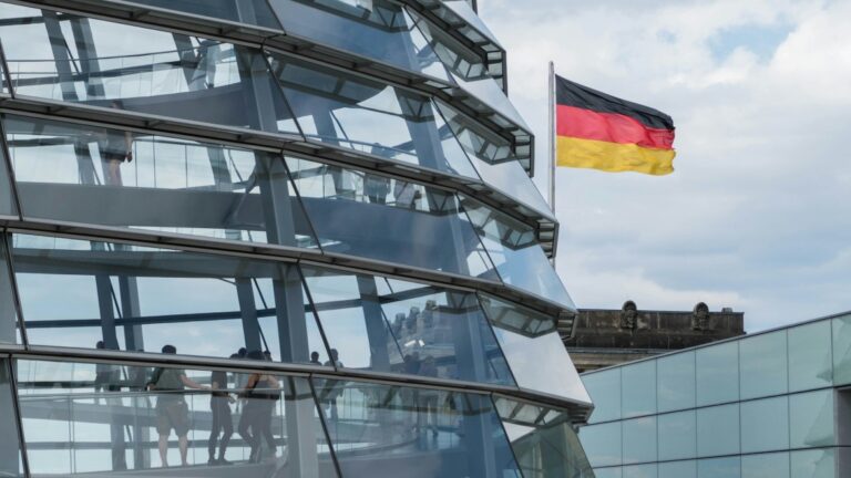 Las iglesias alemanas redoblan su llamamiento a votar contra la extrema derecha