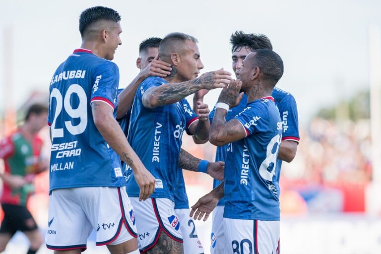 Nacional se impuso por 3 a 2 en un partidazo y sigue prendido en el Apertura