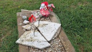 Más de 60 tumbas dañadas y otros destrozos en el Cementerio de Necochea