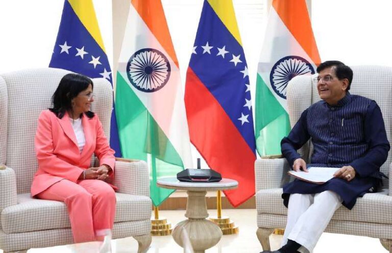 Delcy-Rodriguez-India-1