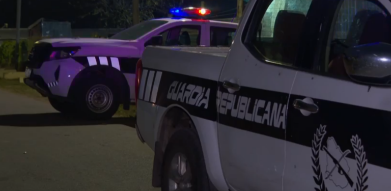 Cae un hombre y una adolescente por un homicidio en Jardines del Hipódromo
